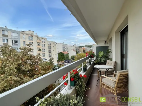 APPARTEMENT - RÉSIDENCE LES CHARMILLES