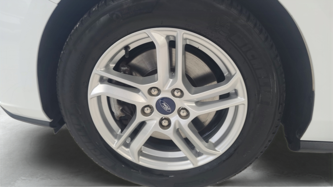Ford Focus SW 1.5 EcoBlue 120 S&amp;S — photo 14
