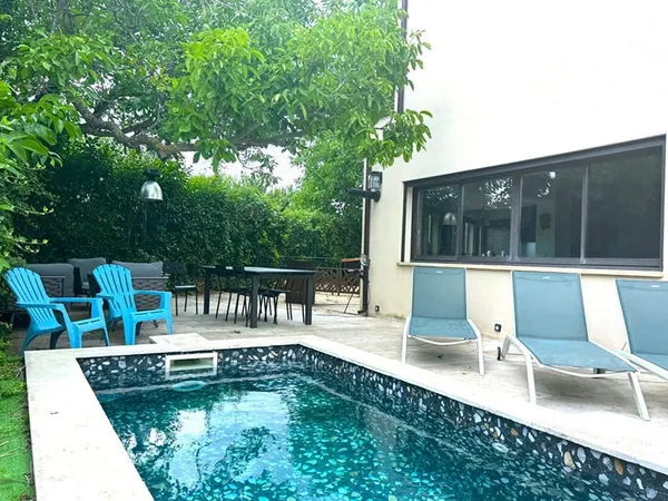 Villa contemporaine avec piscine et Rooftop
