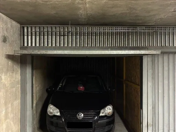 Parking 12 m²