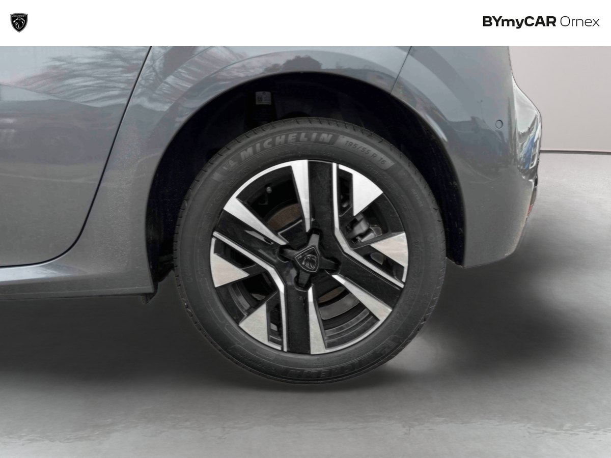 Peugeot 208 Hybrid 110 e-DCS6 — photo 15