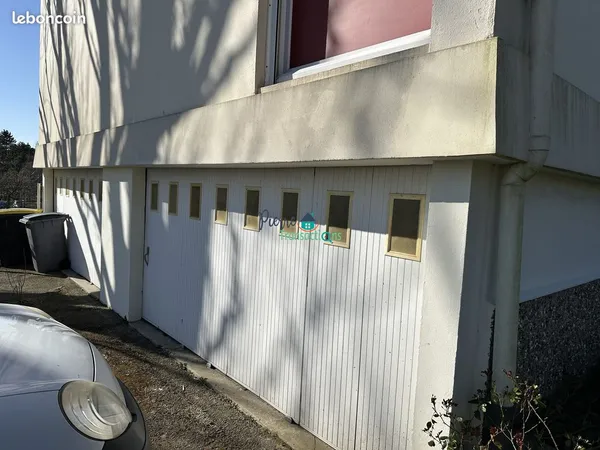 Parking/box NOTRE-DAME-DE-GRAVENCHON