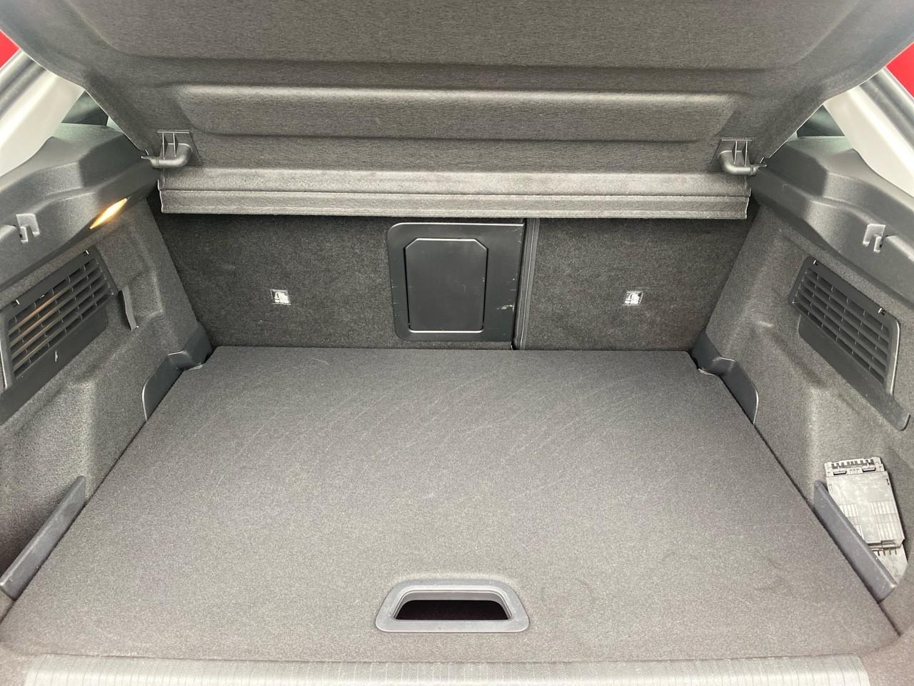 Citroën C4 puretech 130ch s&s shine eat8 — photo 6