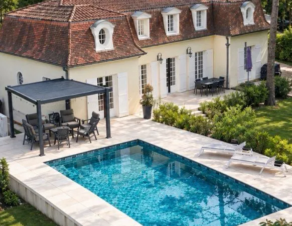Cestas réjouit - maison de caractère, 7 chambres, piscine chauffée et parc de 3 000 m²