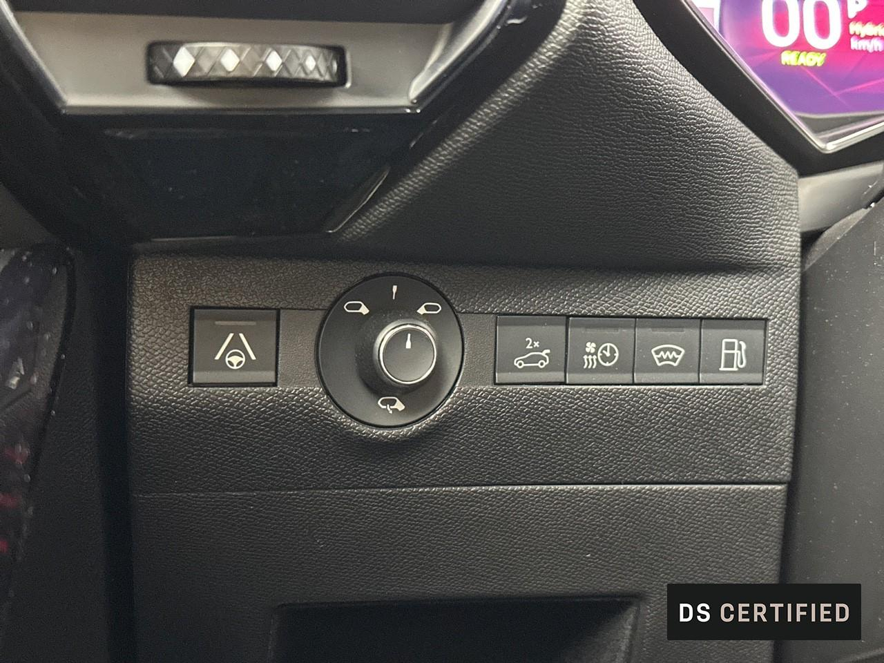 Ds Ds 7 crossback hybride rechargeable e-tense 360 eat8 4x4 opera — photo 18