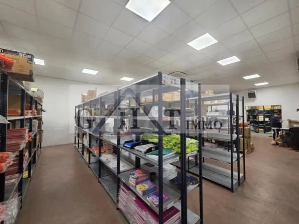 Local d'activité de 565 m² à louer à ASNIERES SUR OISE