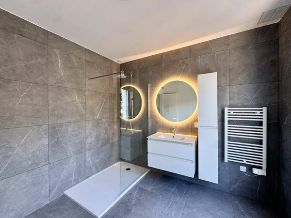 Maison 7 pièces 145 m²