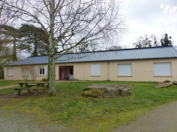 Maison 12 pièces 343 m²