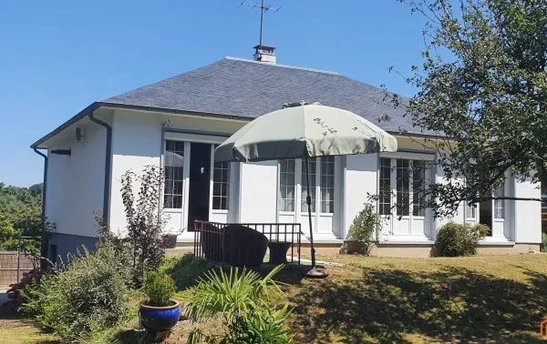 MAISON 3 CHAMBRES sur SOUS SOL TOTAL, JARDIN 650 m2