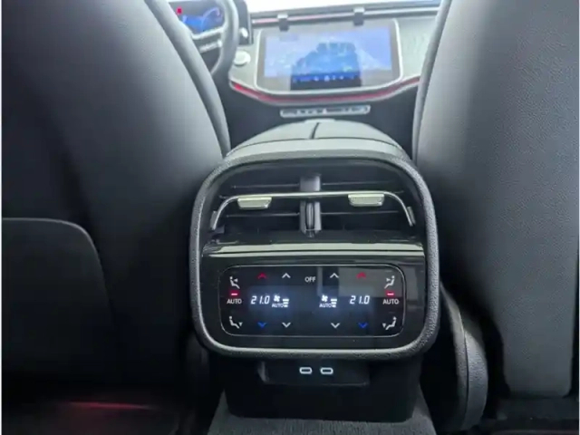 Mercedes Classe E berline 300 de hybrid eq amg line — photo 14