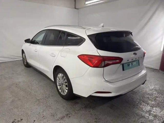Ford Focus sw 1.0 ecoboost 125ch titanium — photo 6