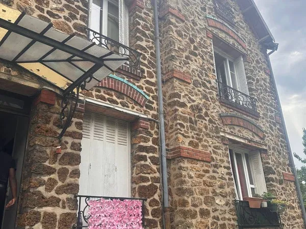 Studio 1 pièce 24 m²