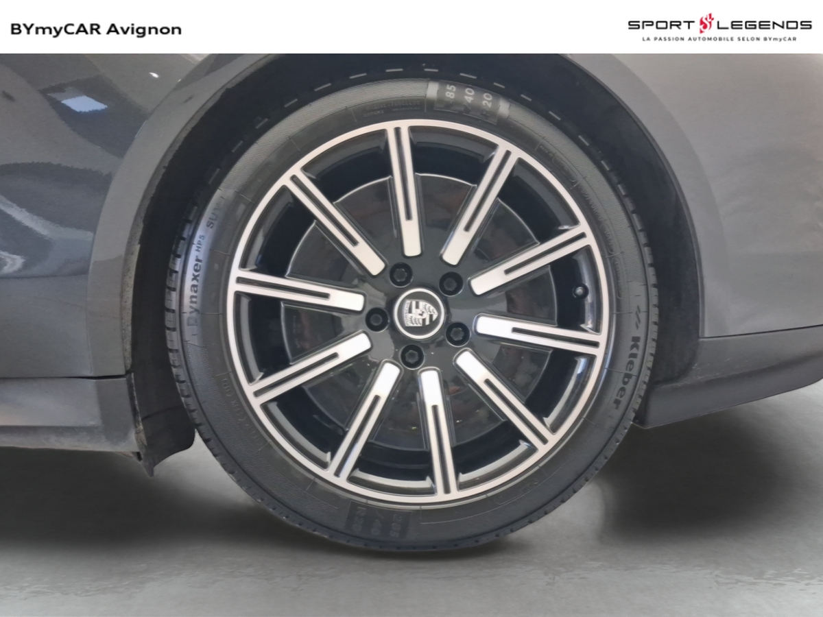 Porsche Taycan 408 ch — photo 18