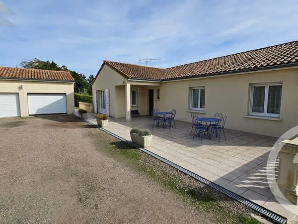 Maison 7 pièces 266 m²