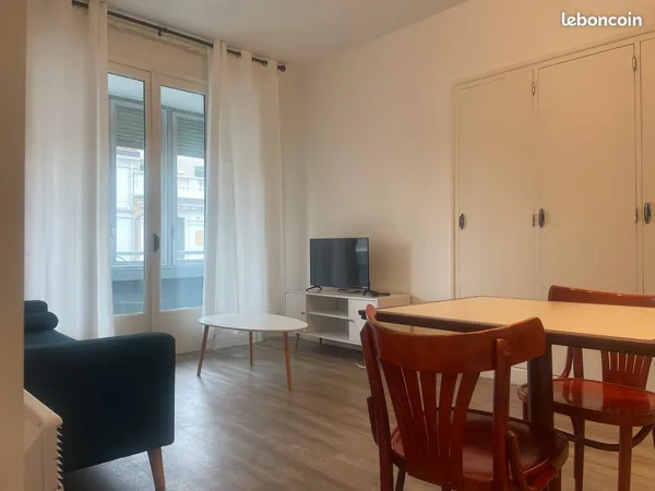 APPARTEMENT meublé T2