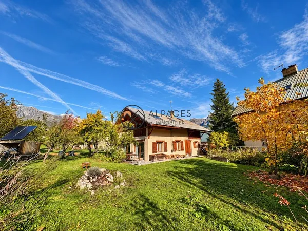 Maison de luxe 7 pièces 119 m²