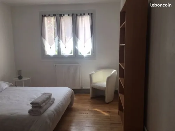 Colocation meublée à Grenoble - 2 chambres - Tram à 2 min - Dès 460 CC