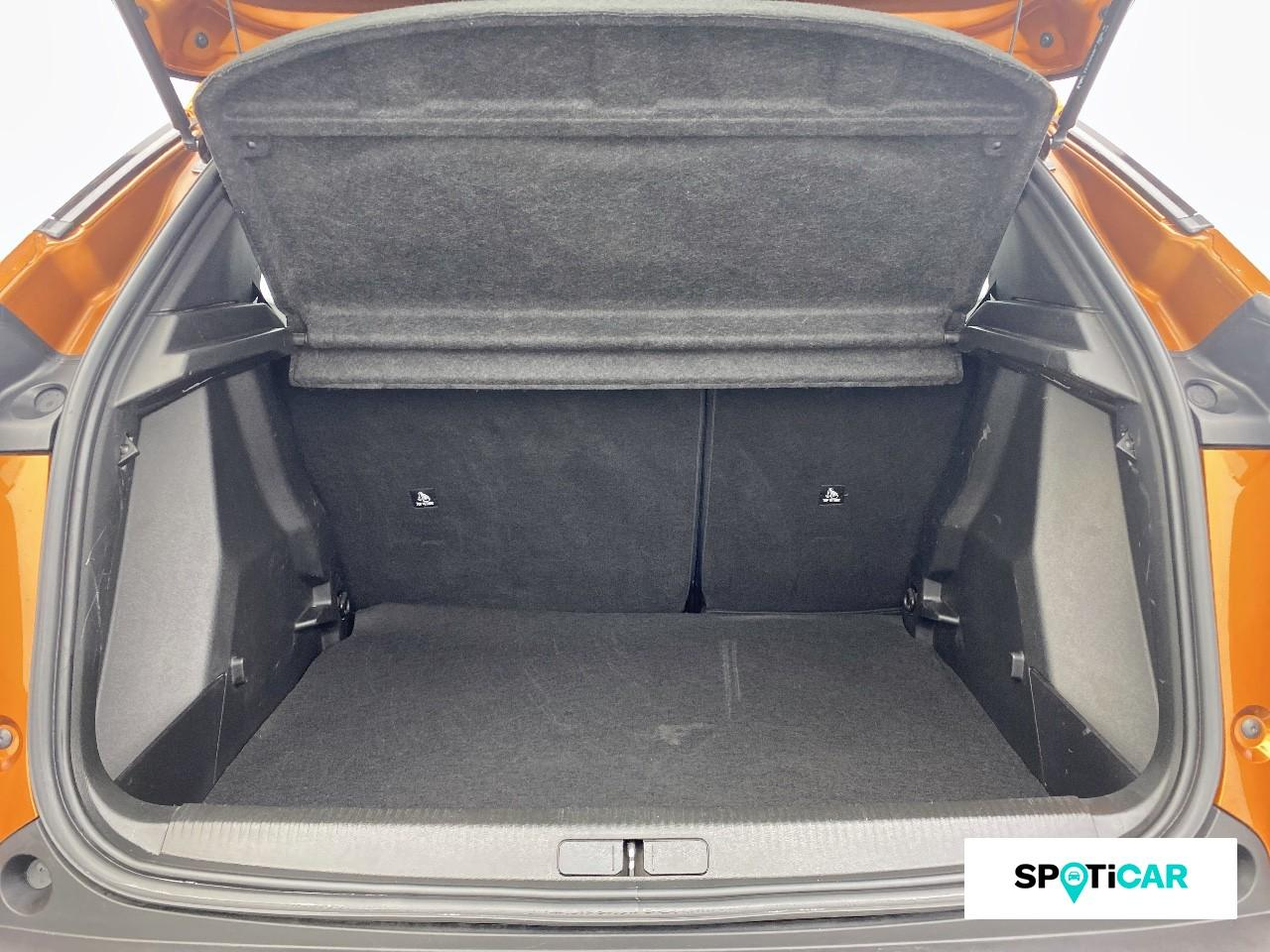 Peugeot 2008 1.2 puretech 100ch s&s active pack — photo 6