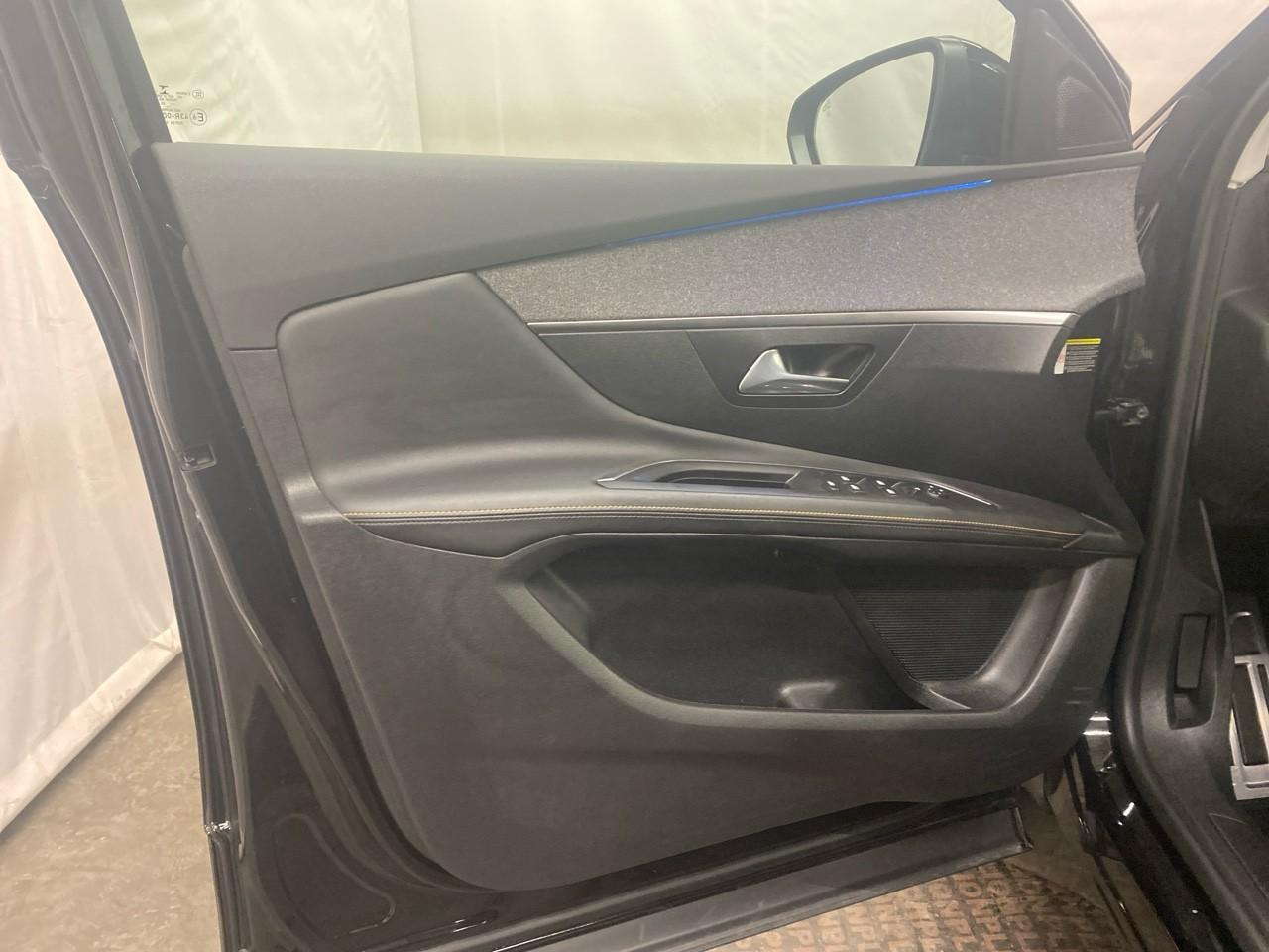 Peugeot 3008 puretech 130ch s&s eat8 roadtrip — photo 26