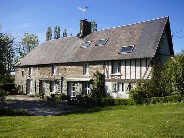 LA MANCHE Maison Percy En Normandie 222 m2
