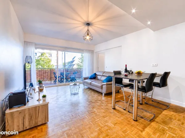 Grandes chambres rénovées - Fibre & Service ménage inclus