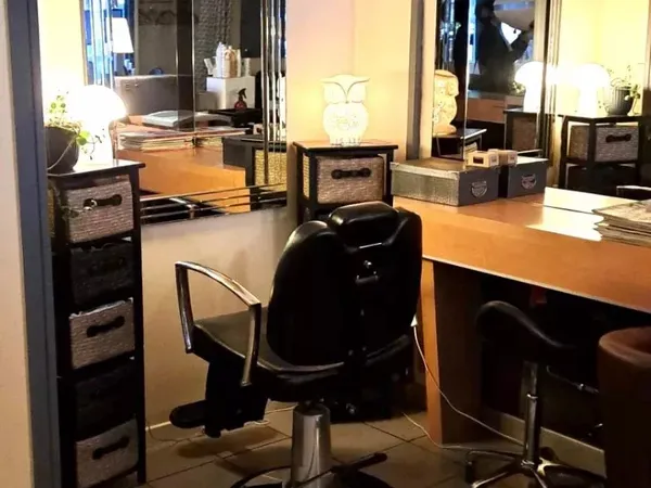 Salon de coiffure - proche EVREUX