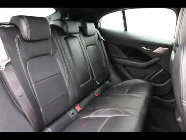 Jaguar I-Pace ev400 se awd — photo 25