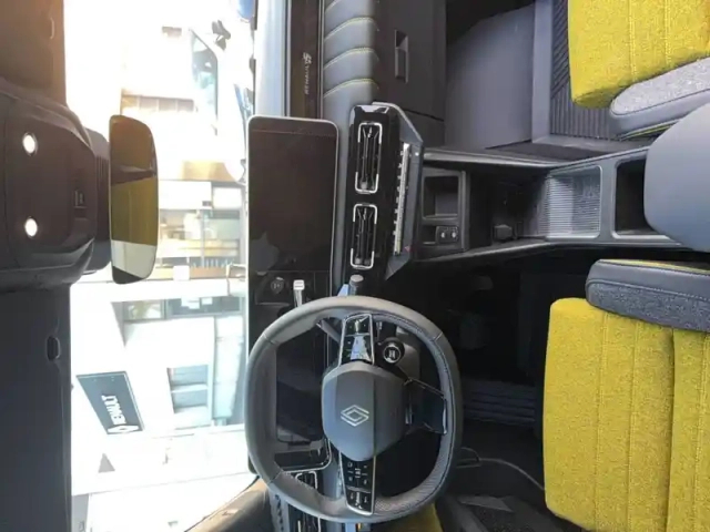 Renault 5 renault  e-tech electrique 10 ch autonomie confort — photo 10