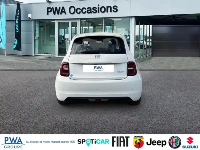 Fiat 500 e 118ch (red) my25 — photo 5