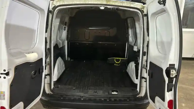 Renault Kangoo Van kangoo express blue dci 80 — photo 13
