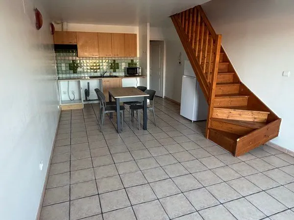 Loue Appartement Meublé T3 Duplex 62m²