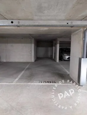 Garage/Parking