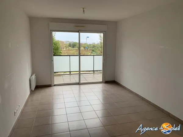 APPARTEMENT TYPE 2 + PARKINGS