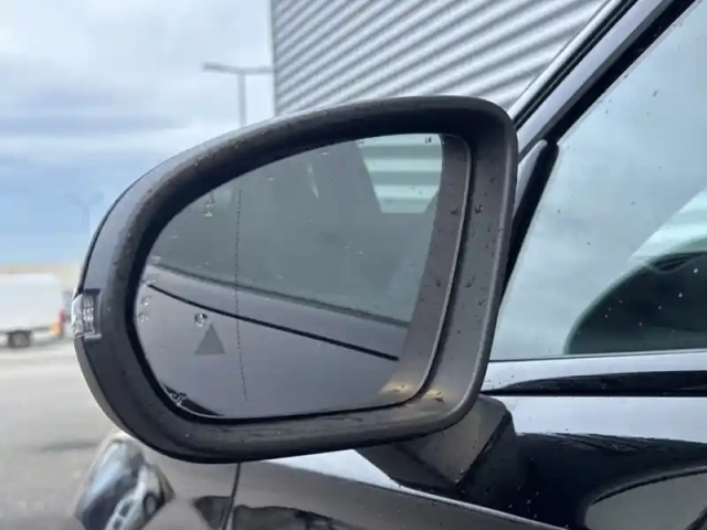 Mercedes Classe A 180 d amg line pack sport bla — photo 12