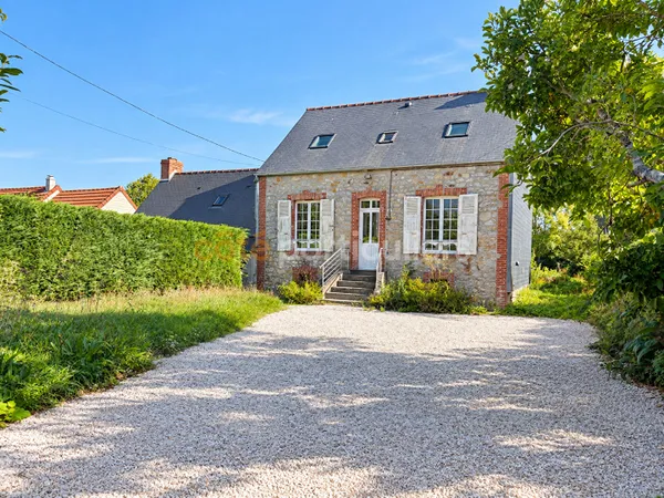 Maison en pierre à Sottevast 105 m²