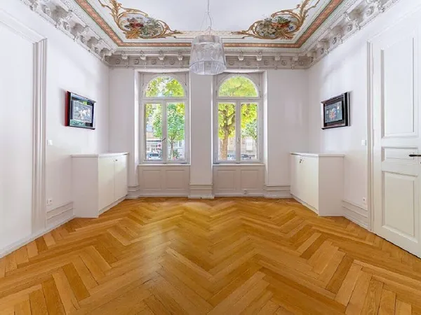 Appartement 5 pièces 145 m²