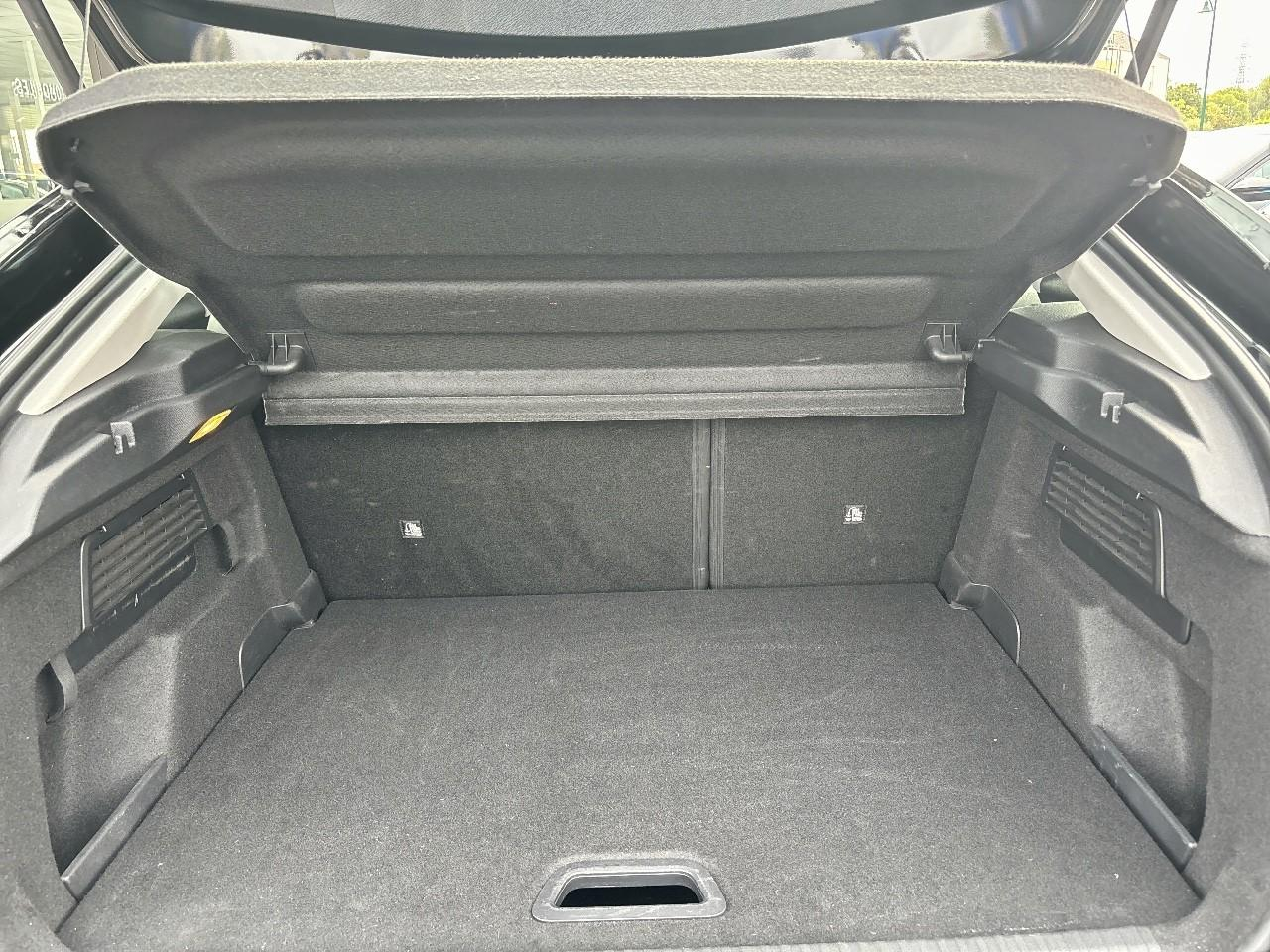 Citroën C4 bluehdi 130ch s&s feel pack eat8 120g — photo 6