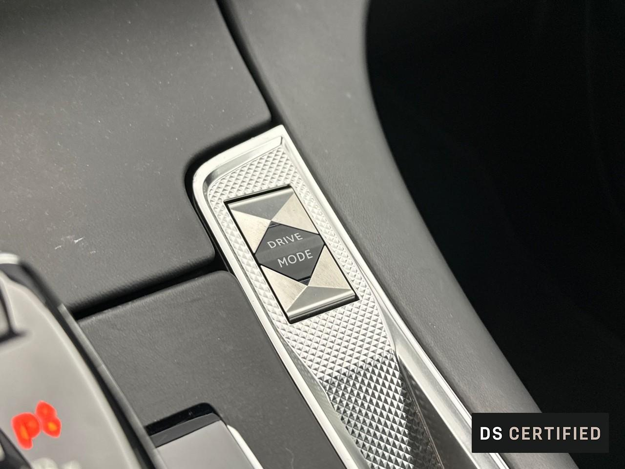 Ds Ds 7 crossback hybride rechargeable e-tense 360 eat8 4x4 la premi — photo 33