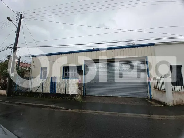 AV local d'activité 404m² à Villenave-d'Ornon