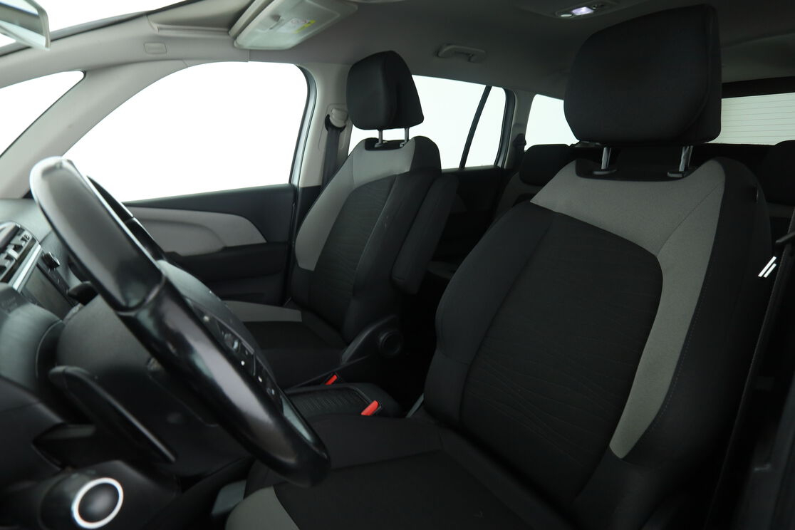 Citroen C4 Grand Picasso 2.0 Blue-HDi Intensive EAT6 — photo 9