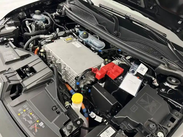 Renault 5 renault  e-tech electrique 10 ch autonomie confort — photo 77