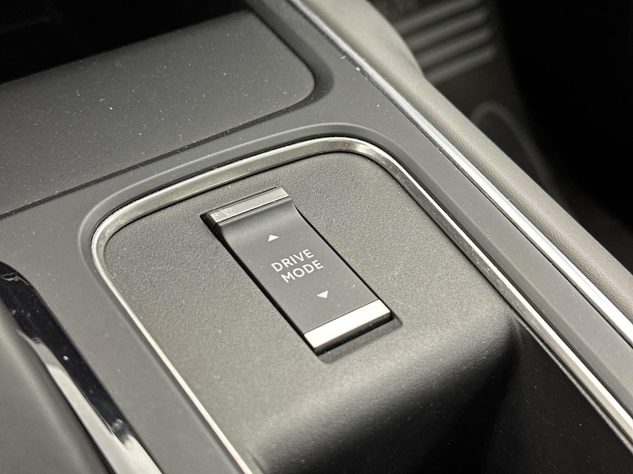 Citroën C5 Aircross hybride rechargeable 225 s&s e-eat8 shine pack — photo 31