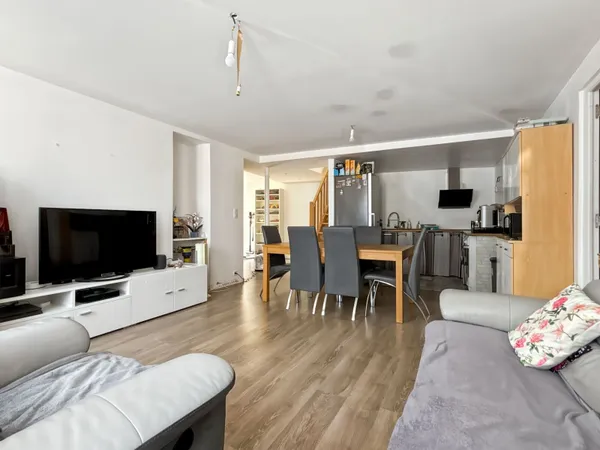 Appartement 4 pièces 81 m²