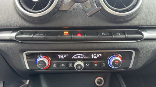Audi A3 Limousine 2.0 TDI 184 - Ambition – 2015 – 154464 km – Diesel – Boîte Manuelle — photo 9