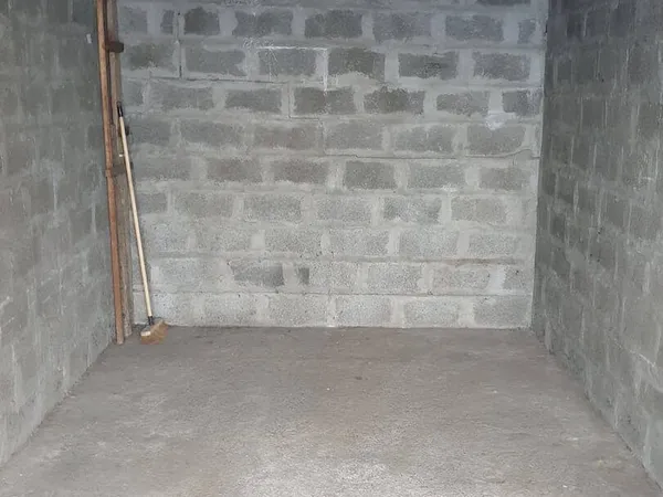 Parking 16 m²