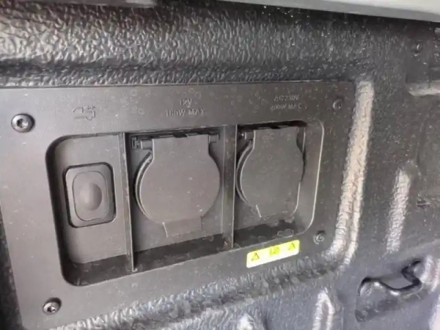 Ford Ranger 3.0 ecoblue v6 240ch stop&amp;start double cabine wildtrak e-4wd bva10 — photo 9