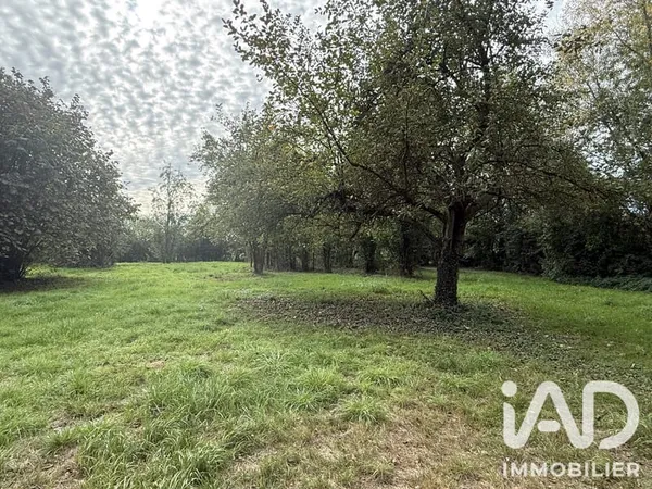 Terrain 1957 m²