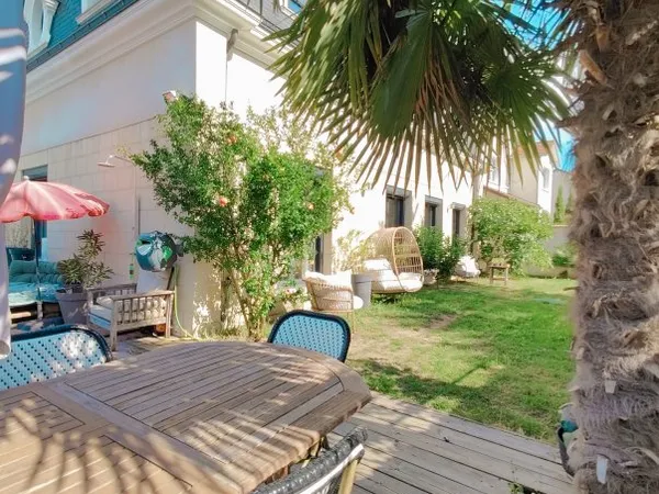 Maison 6 pièces 156 m²