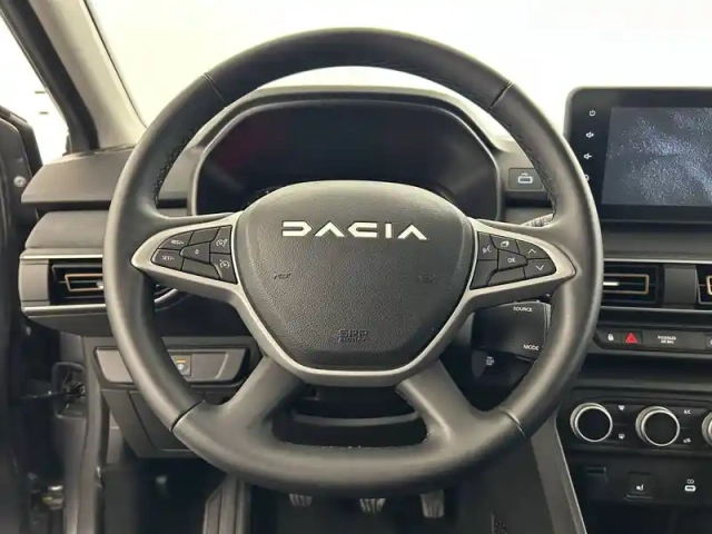 Dacia Jogger tce 110 7 places gsr2 — photo 24