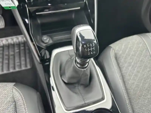 Peugeot 2008 puretech 100 s&amp;s bvm6 — photo 76